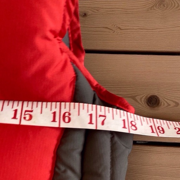 I. Spiewak & Sons Women's Down Vest | Red & Black | Size Small Cabincore - Picture 9 of 13